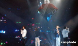 91年红馆演唱会直播,经典瞬间重现，华语乐坛巅峰之夜